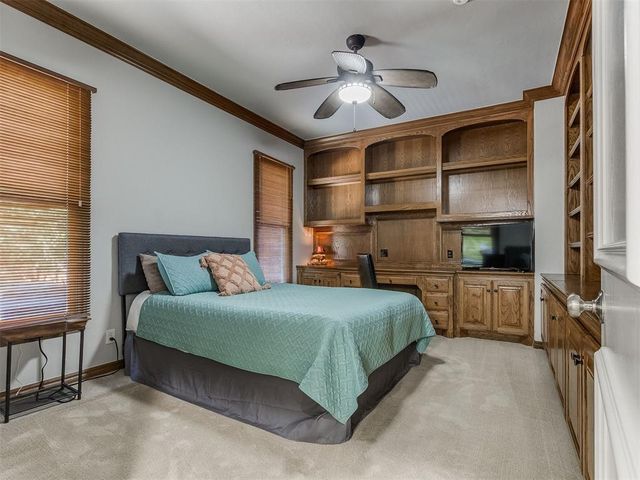 433 Hollowdale, Edmond, OK 73003