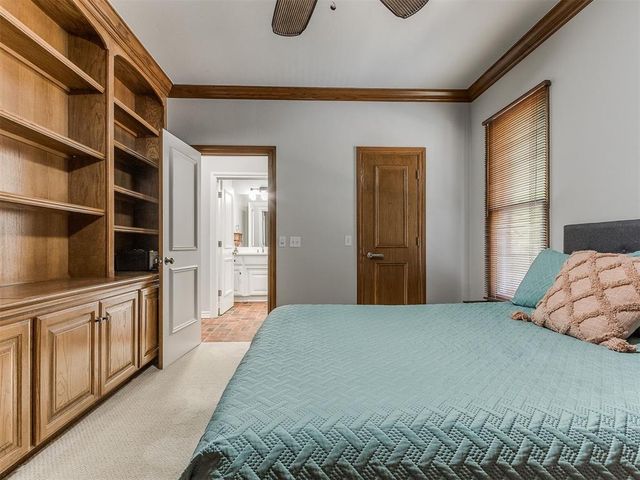 433 Hollowdale, Edmond, OK 73003