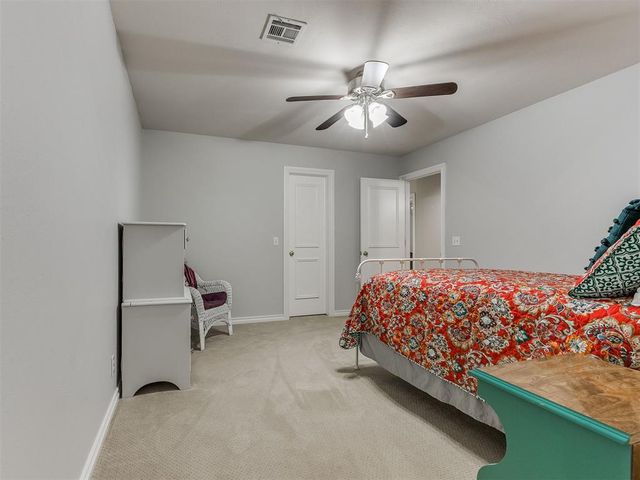 433 Hollowdale, Edmond, OK 73003
