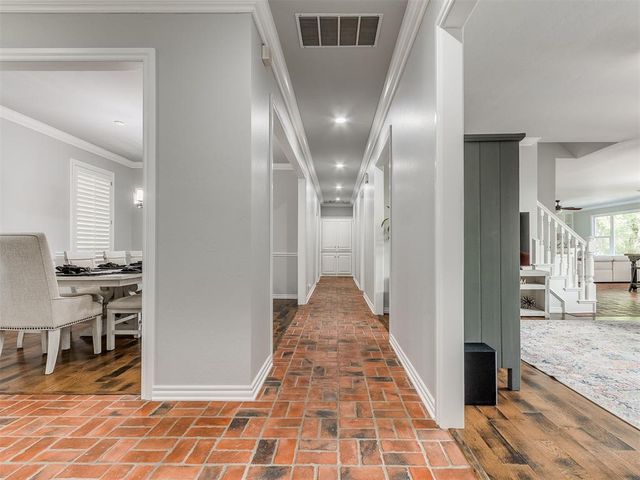 433 Hollowdale, Edmond, OK 73003