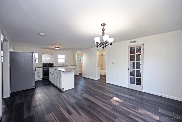 6065 Fifth Avenue, Miami Twp, OH 45342