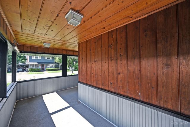 6065 Fifth Avenue, Miami Twp, OH 45342