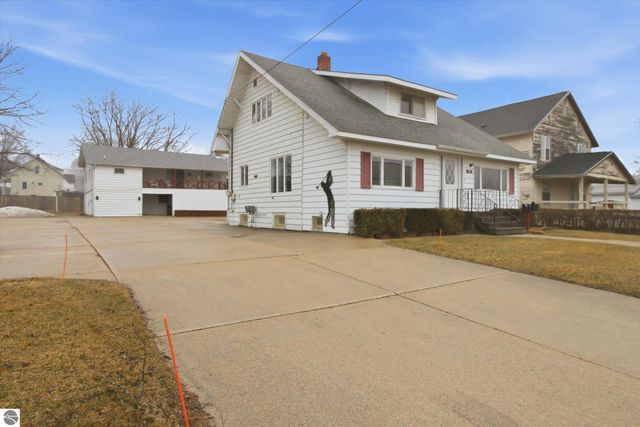 430 Bridge Avenue, Alma, MI 48801