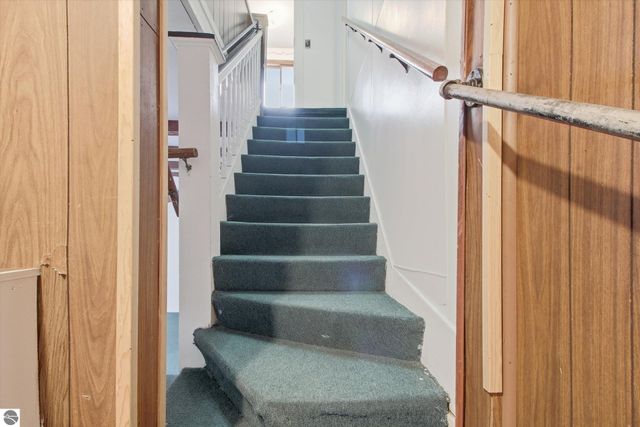 430 Bridge Avenue, Alma, MI 48801