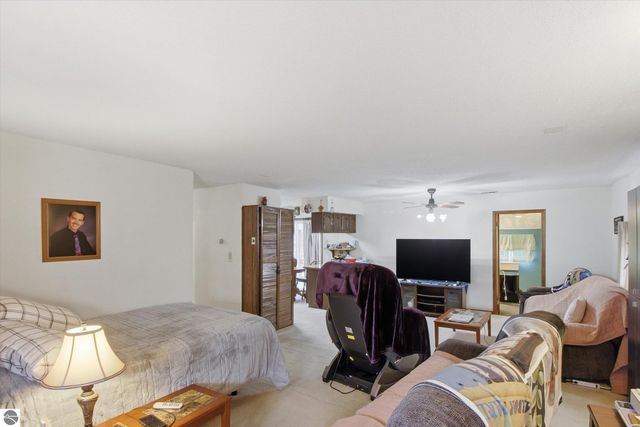 430 Bridge Avenue, Alma, MI 48801