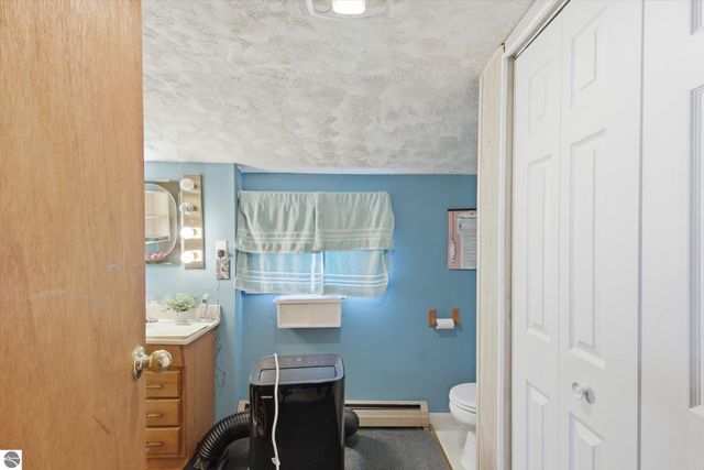 430 Bridge Avenue, Alma, MI 48801