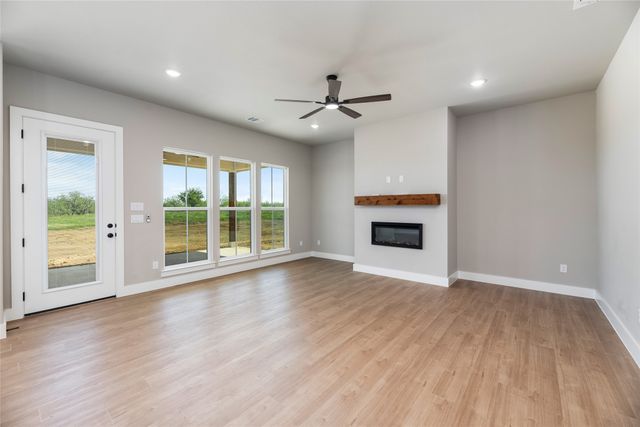 1032 Don Eve Court, Azle, TX 76020