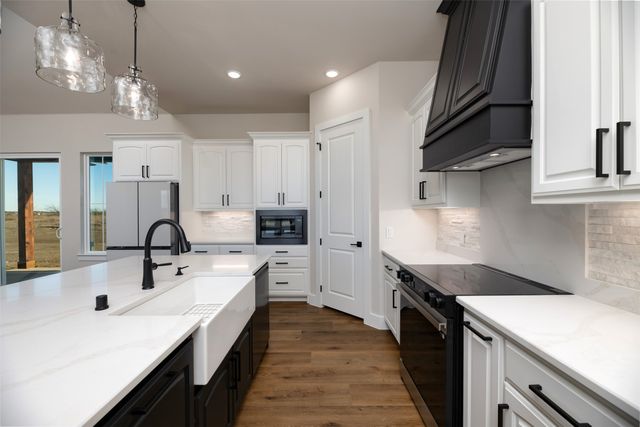 1032 Don Eve Court, Azle, TX 76020