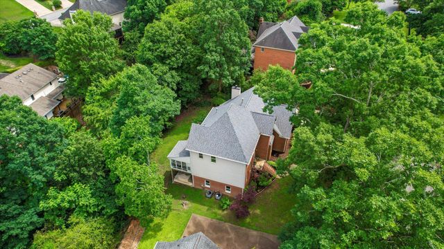 1908 Windy Oaks Lane, Hixson, TN 37343