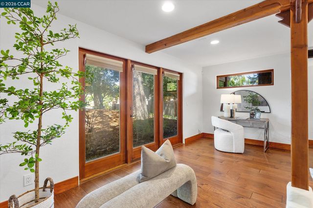 17460 Vineyard Rd, Castro Valley, CA 94546