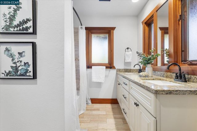 17460 Vineyard Rd, Castro Valley, CA 94546