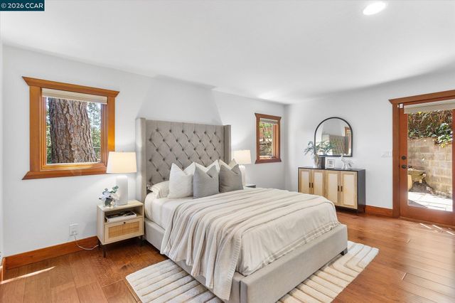 17460 Vineyard Rd, Castro Valley, CA 94546