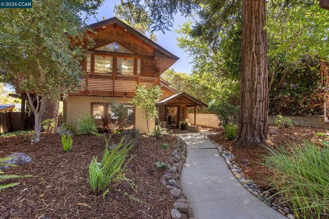 17460 Vineyard Rd, Castro Valley, CA 94546
