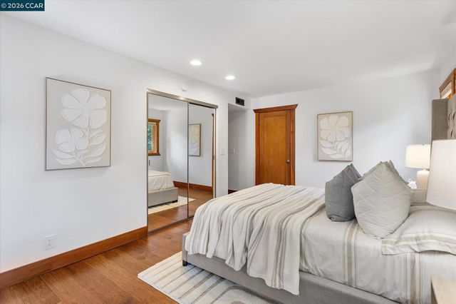 17460 Vineyard Rd, Castro Valley, CA 94546