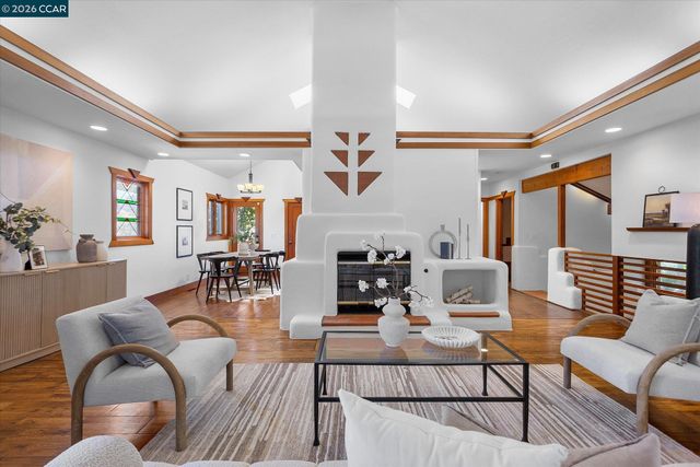 17460 Vineyard Rd, Castro Valley, CA 94546
