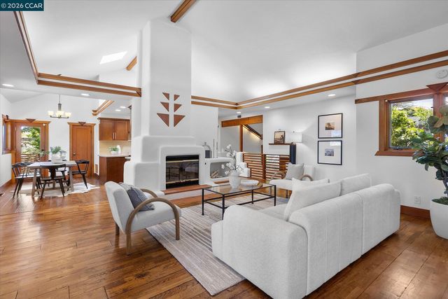 17460 Vineyard Rd, Castro Valley, CA 94546