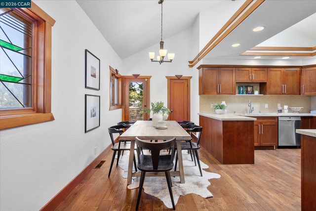 17460 Vineyard Rd, Castro Valley, CA 94546