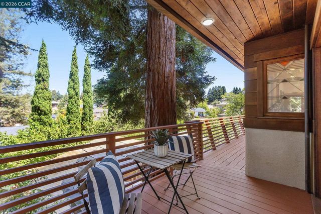 17460 Vineyard Rd, Castro Valley, CA 94546