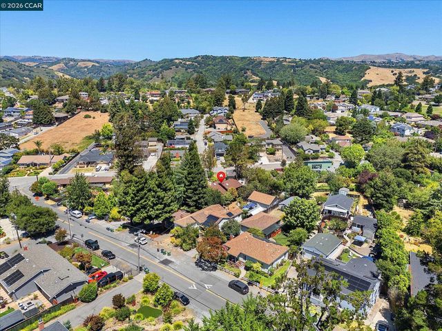 17460 Vineyard Rd, Castro Valley, CA 94546