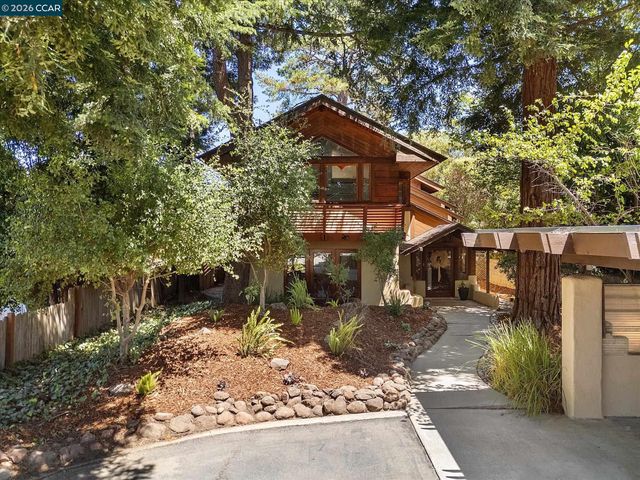 17460 Vineyard Rd, Castro Valley, CA 94546