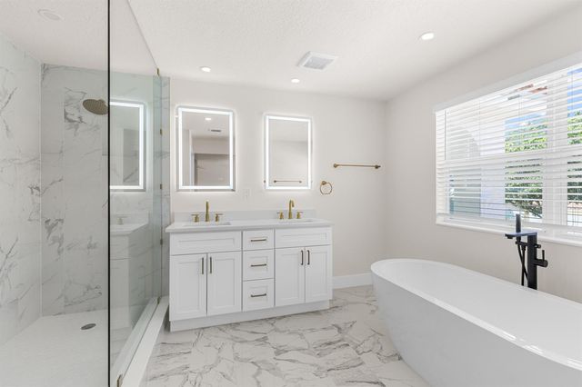 7686 Cedar Hurst Court, Lake Worth, FL 33467