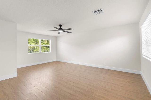 7686 Cedar Hurst Court, Lake Worth, FL 33467