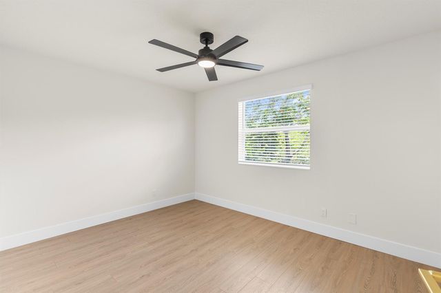 7686 Cedar Hurst Court, Lake Worth, FL 33467