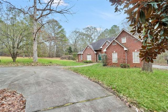 3003 SW East Fairview SW Road, Mcdonough, GA 30252