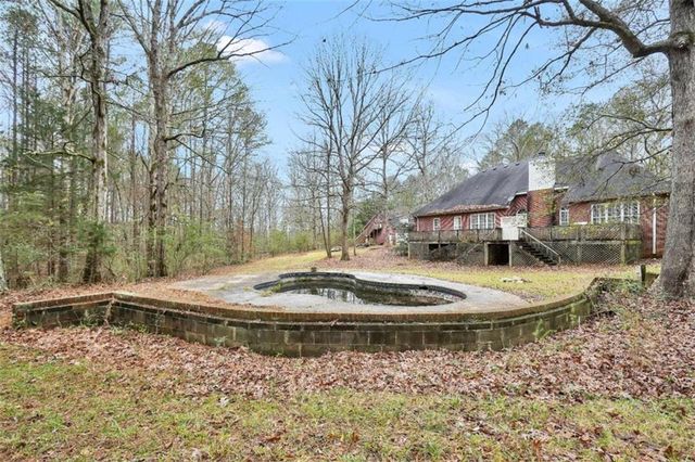 3003 SW East Fairview SW Road, Mcdonough, GA 30252