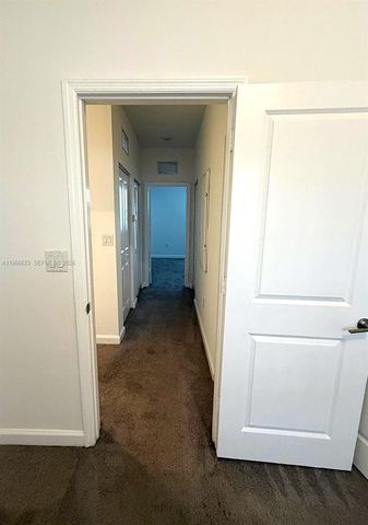 11855 SW 246th Ter 0, Homestead, FL 33032