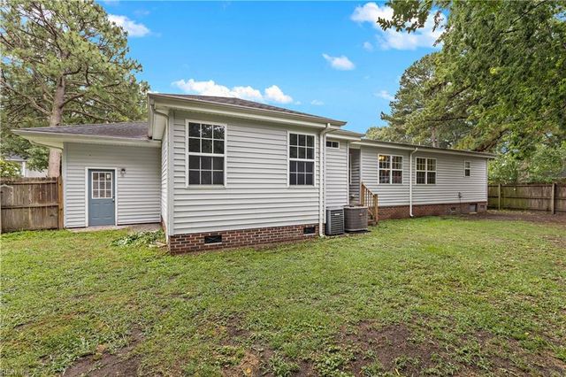 5096 Rochelle RD, Virginia Beach, VA 23464