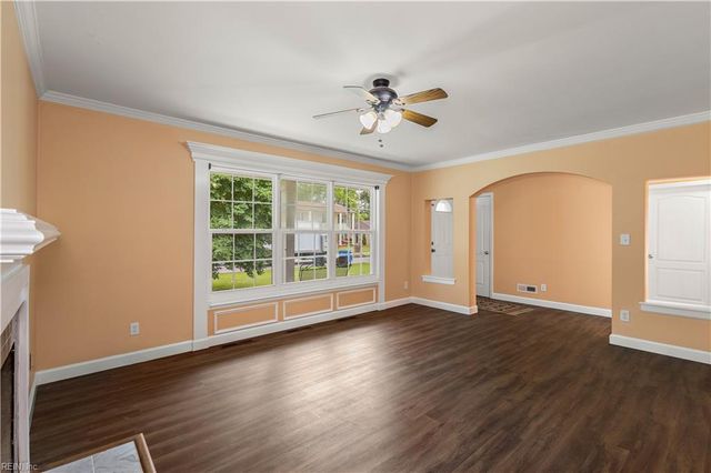 5096 Rochelle RD, Virginia Beach, VA 23464