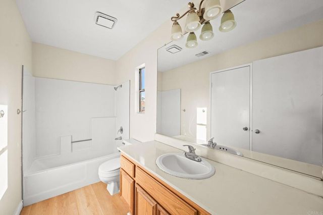 23925 CONSTANTINE DR, Murrieta, CA 92562