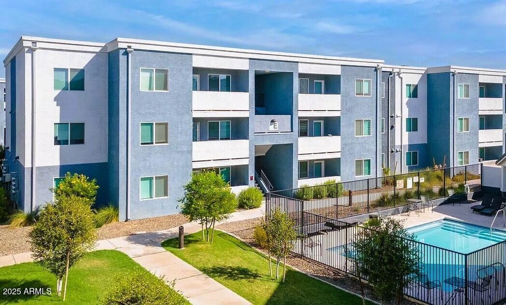 12945 W GREENWAY Road 36, El Mirage, AZ 85335