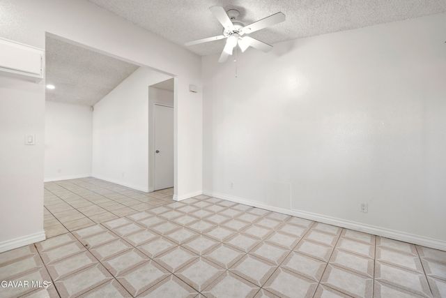 2906 Casamia Avenue, Palmdale, CA 93550