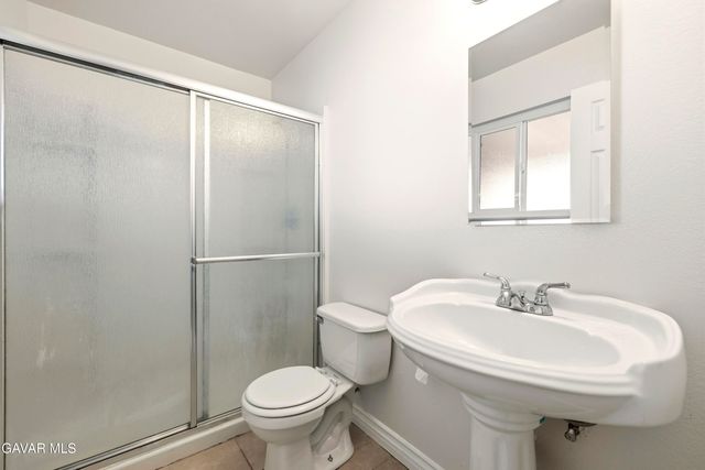 2906 Casamia Avenue, Palmdale, CA 93550