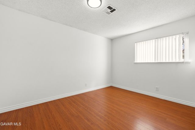 2906 Casamia Avenue, Palmdale, CA 93550