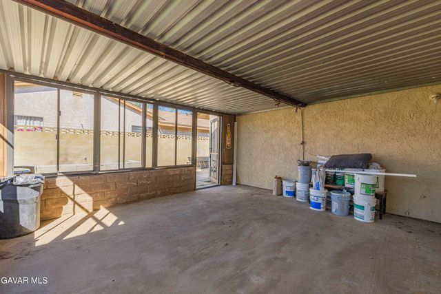 2906 Casamia Avenue, Palmdale, CA 93550