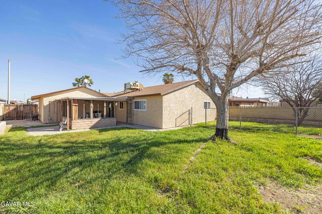 2906 Casamia Avenue, Palmdale, CA 93550