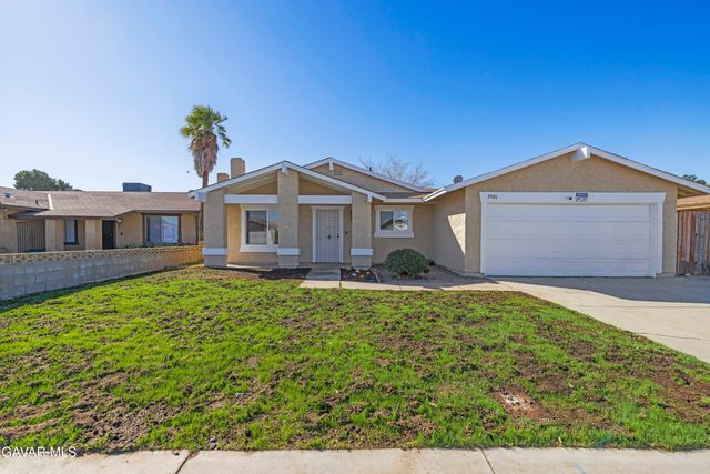 2906 Casamia Avenue, Palmdale, CA 93550