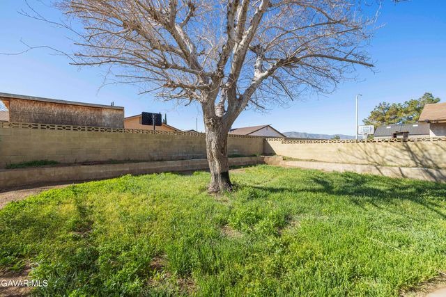 2906 Casamia Avenue, Palmdale, CA 93550