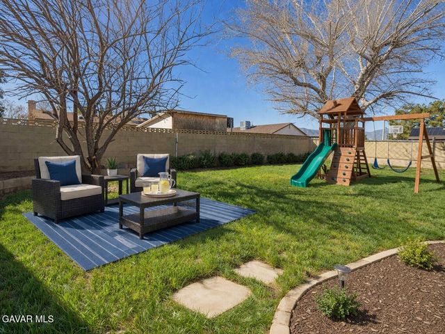 2906 Casamia Avenue, Palmdale, CA 93550