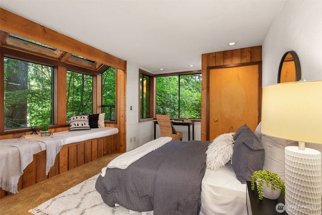 3940 Henderson Boulevard SE, Olympia, WA 98501