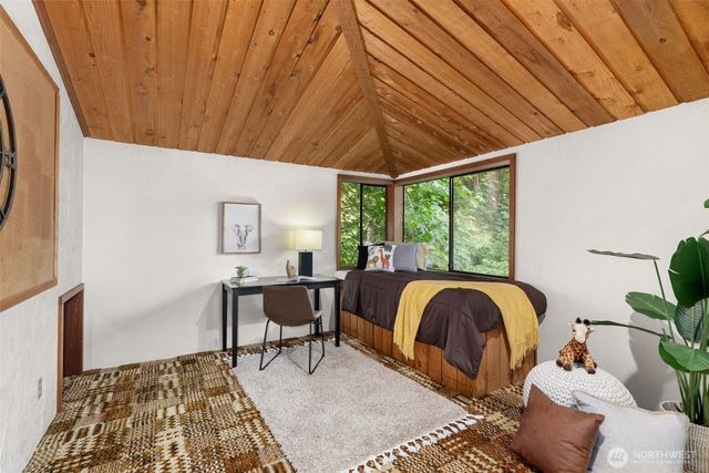3940 Henderson Boulevard SE, Olympia, WA 98501