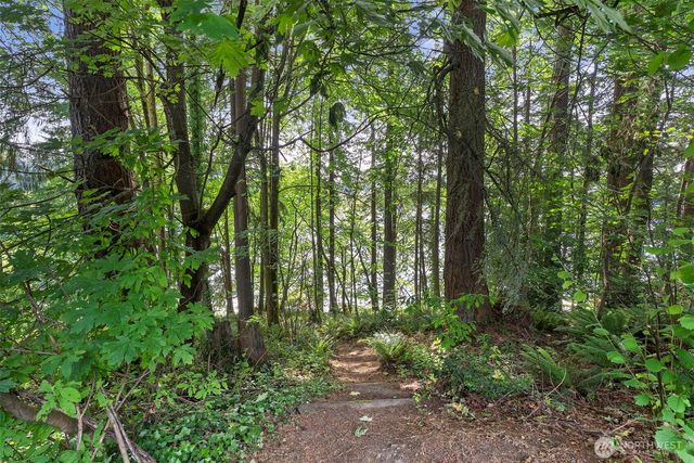 3940 Henderson Boulevard SE, Olympia, WA 98501
