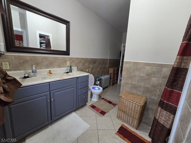 36 Holland St, Newark City, NJ 07103