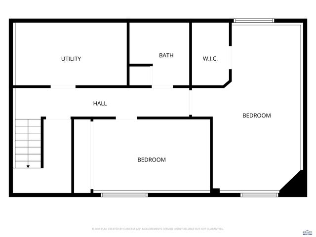 305 BEAR TOOTH DR, Box Elder, SD 57719