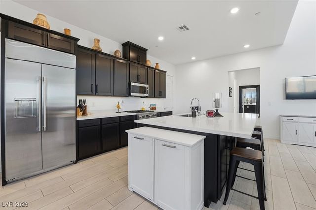 116 Barclay Heights Avenue, Henderson, NV 89015