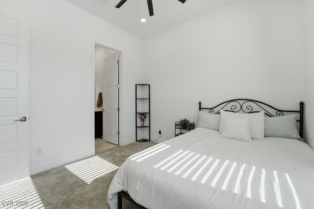 116 Barclay Heights Avenue, Henderson, NV 89015