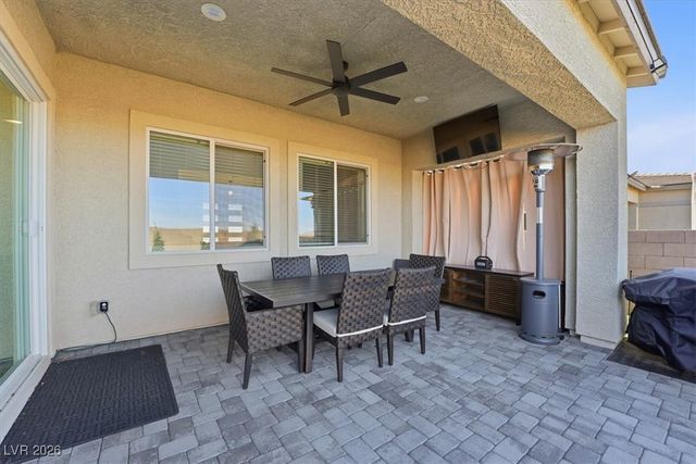 116 Barclay Heights Avenue, Henderson, NV 89015